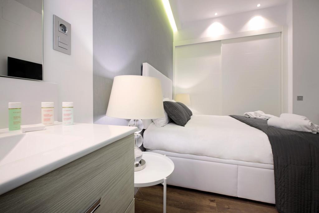 Latina Palace - MADFlats Collection Madrid Extérieur photo