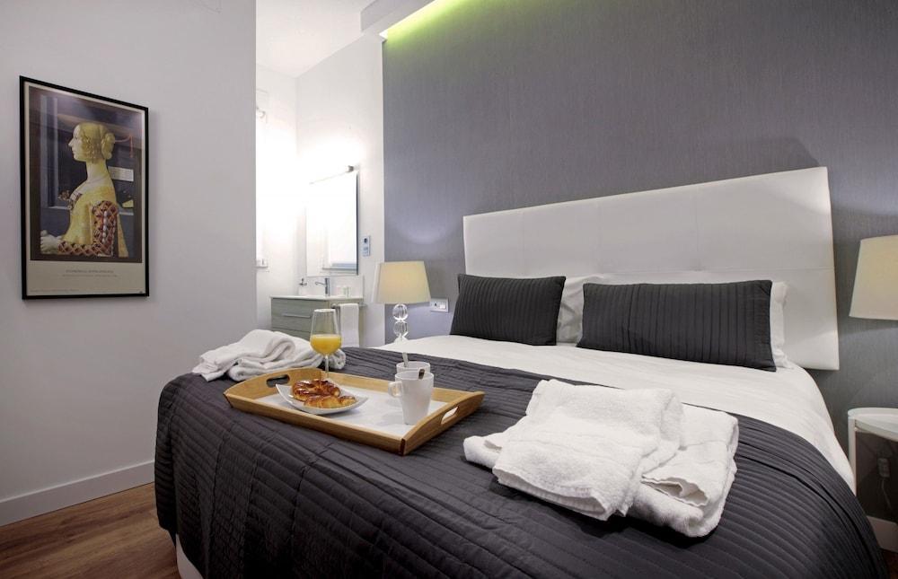Latina Palace - MADFlats Collection Madrid Extérieur photo